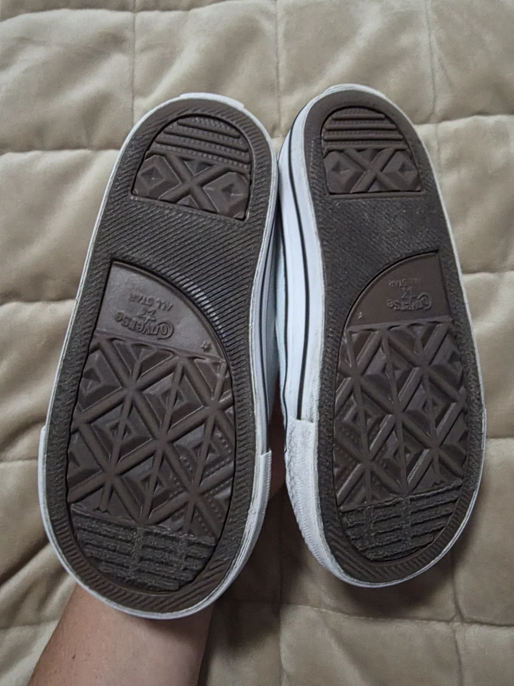 Converse Kids Heart Slip-On Sneakers